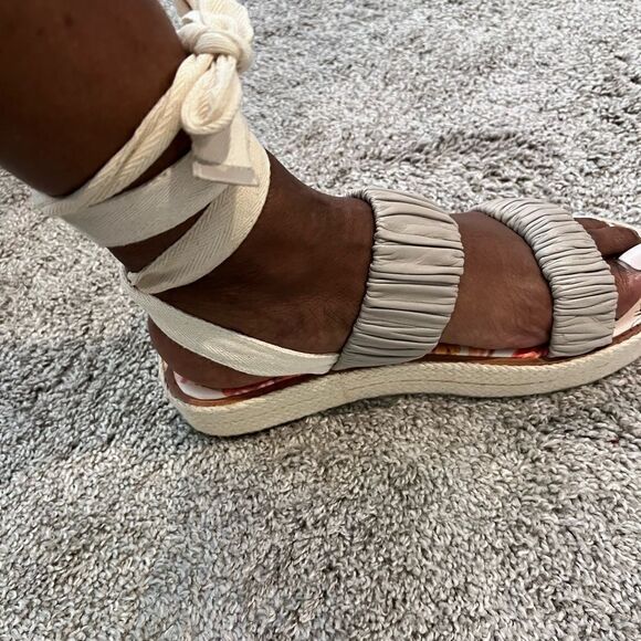 Women’s Goddess Sandals - Picture 5 of 7